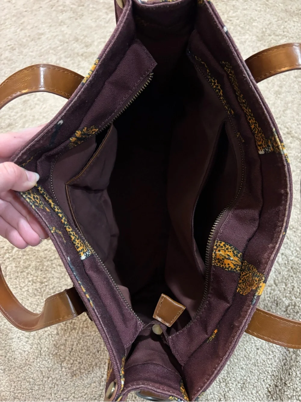 ModCloth Cheetah Tote Bag - Picture 5 of 5